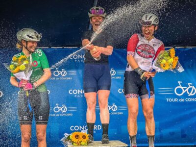 Tour de Concord プロ女子の部表彰式でのシャンパン・シャワーの様子