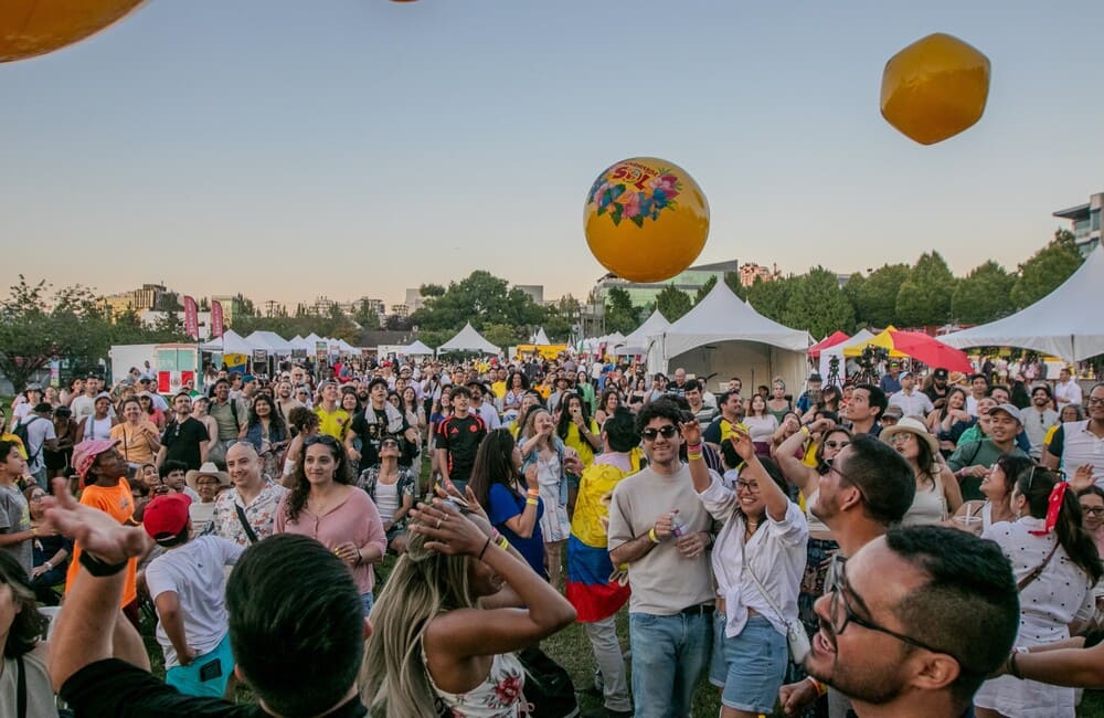 ラテンアメリカならではのエネルギッシュなお祭り