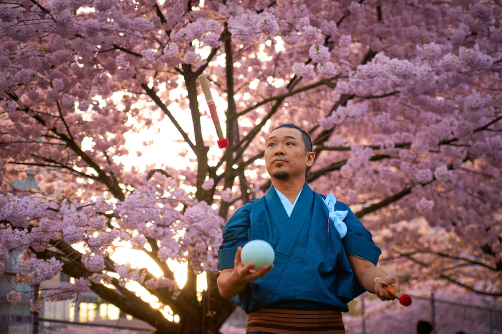 「All The Way From Japan」のジャグラーYukiさん。